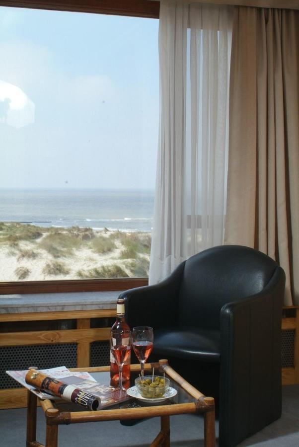 Sint-Laureins Hotel Westende Exterior photo